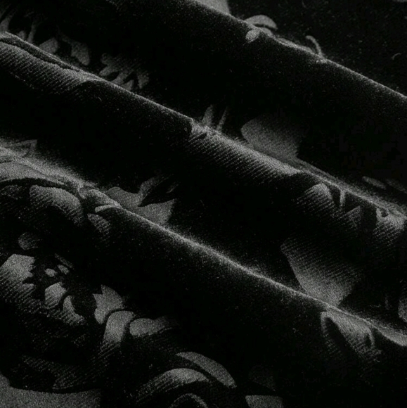 Spaghetti Strap Ruched Front Waist Flared Hem Velvet Black Dress - Picture 2 of 4